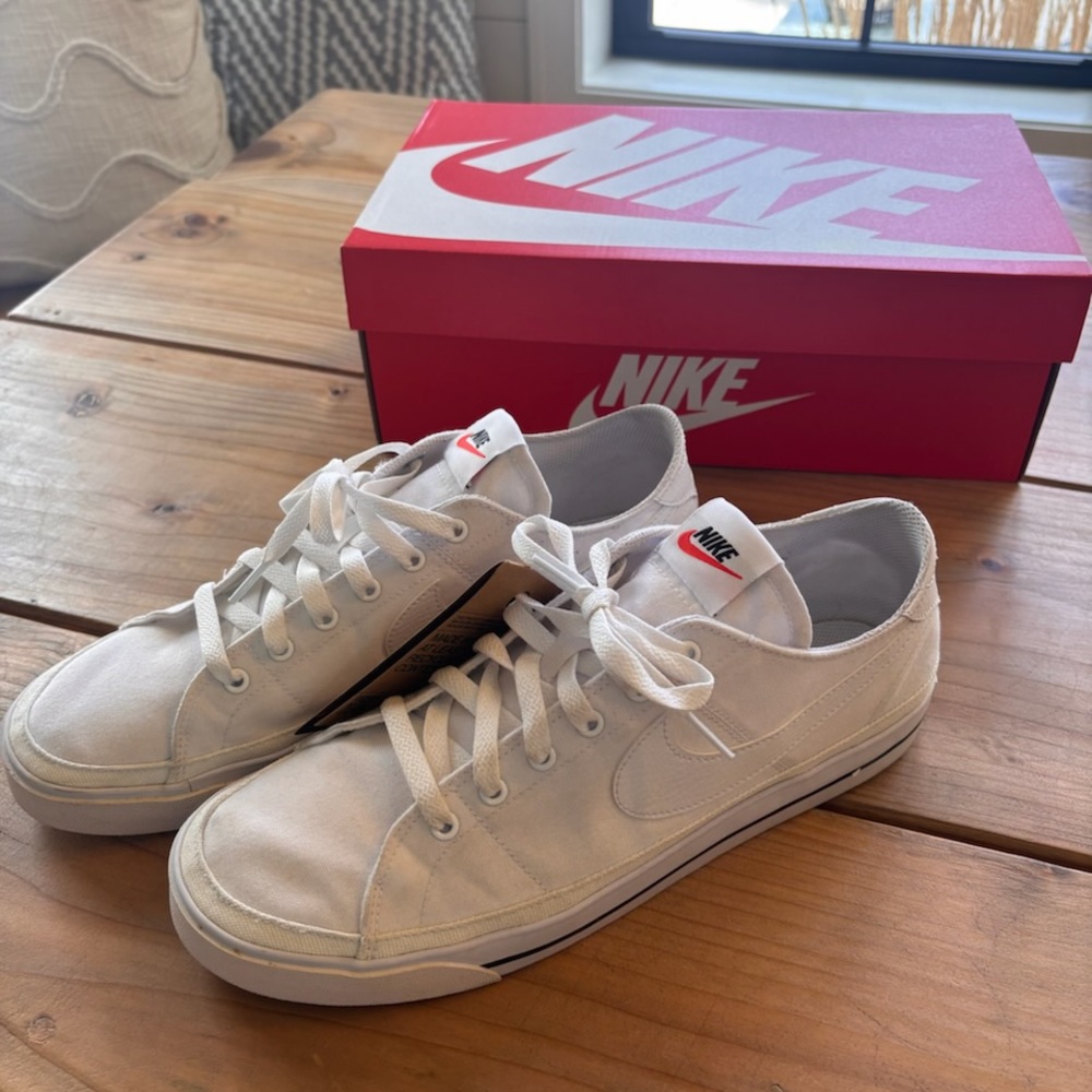 Nike Men's COURT LEGACY White Canvas Sneakers